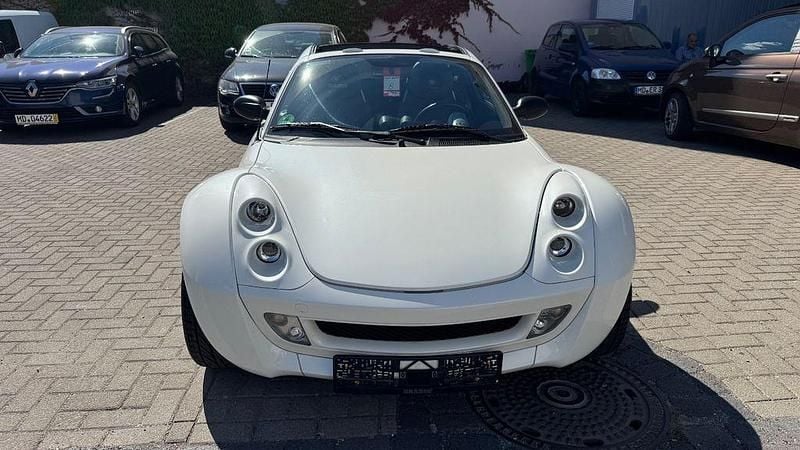 Weiß Gebraucht 2004 Smart Roadster Brabus Cabrio | 5.990 € (Guter Preis) - Bild 1/4