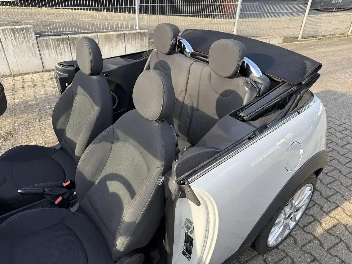 Gebraucht Mini John Cooper Works Cabriolet 211 PS (155 kW) 2011 Cabrio