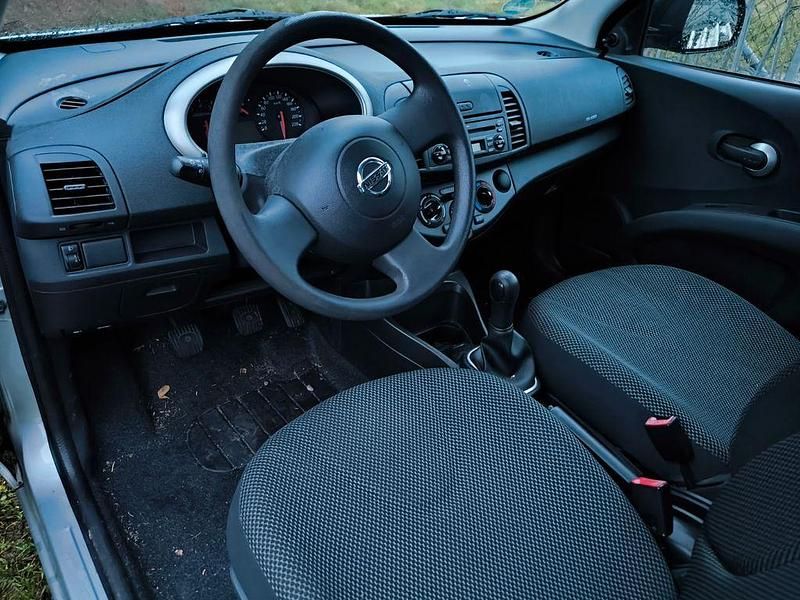 Silber Gebraucht 2010 Nissan Micra Visia Limousine | 1.550 € (Superpreis) - Bild 1/4