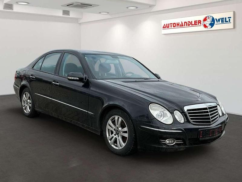 Gebraucht Mercedes E220 Avantgarde 170 PS (125 kW) 2007 Schwarz Limousine