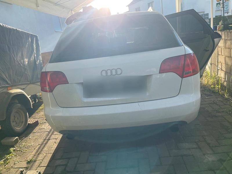 Gebraucht Audi A4 200 PS (147 kW) 2005 Weiß Kombi