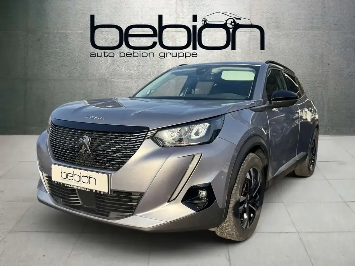 Gebraucht Peugeot 2008 Allure 131 PS (96 kW) 2022 SUV
