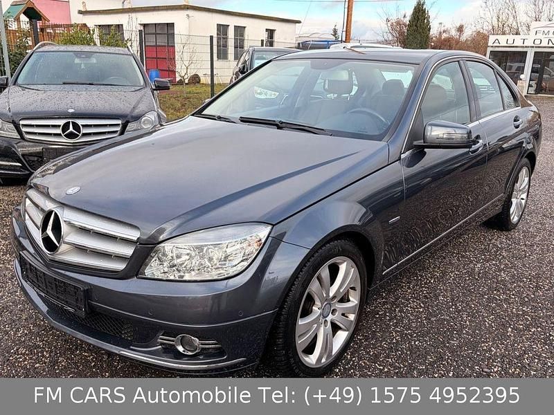 Gebraucht Mercedes C200 136 PS (100 kW) 2011 Grau Limousine