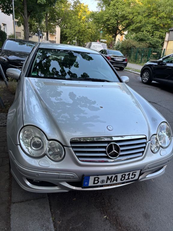 Silber Gebraucht 2007 Mercedes C180 Coupé | 2.800 € (Fairer Preis) - Bild 1/4