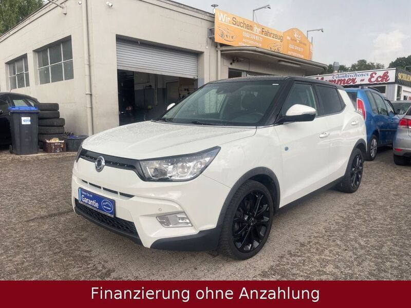 Weiß Gebraucht 2017 Ssangyong Tivoli Sapphire SUV | 5.999 € (Fairer Preis) - Bild 1/4