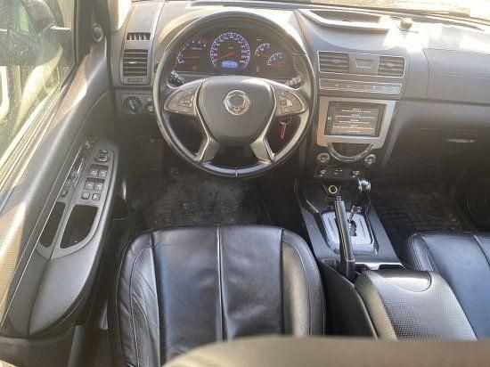 Gebraucht Ssangyong (KGM) Rexton Sapphire 178 PS (130 kW) 2016 Blau metallic SUV