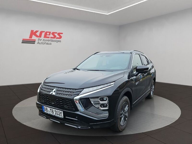 Pantherschwarz Gebraucht 2024 Mitsubishi Eclipse Cross Select SUV | 34.790 € (Teuer) - Bild 1/4