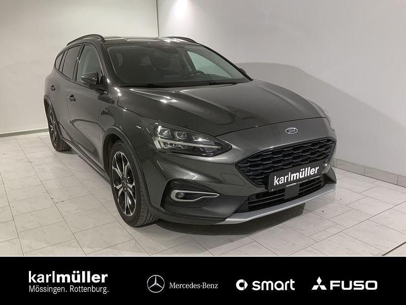 Grau Gebraucht 2021 Ford Focus Active Limousine | 19.890 € (Fairer Preis) - Bild 1/4