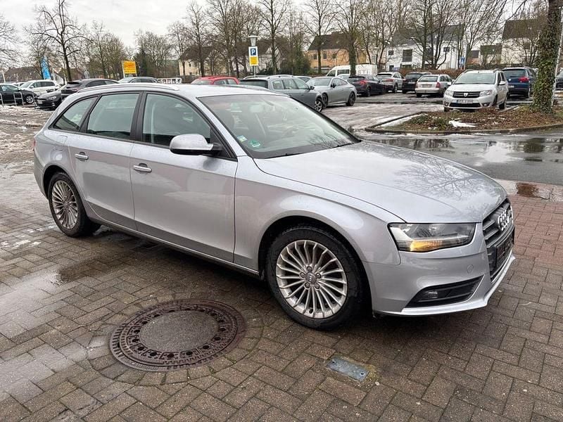 Silber Gebraucht 2015 Audi A4 Ambition Kombi | 7.300 € (Superpreis) - Bild 1/4