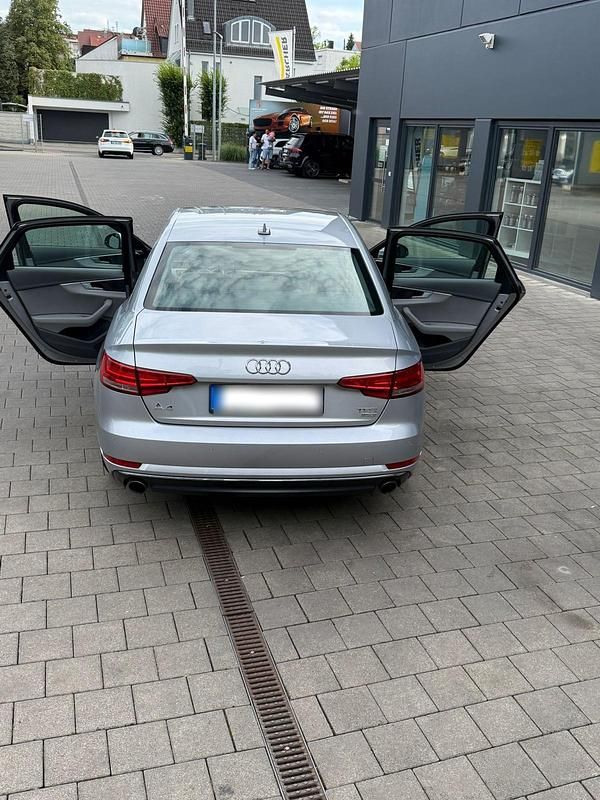 Gebraucht Audi A4 190 PS (139 kW) 2017 Silber Limousine