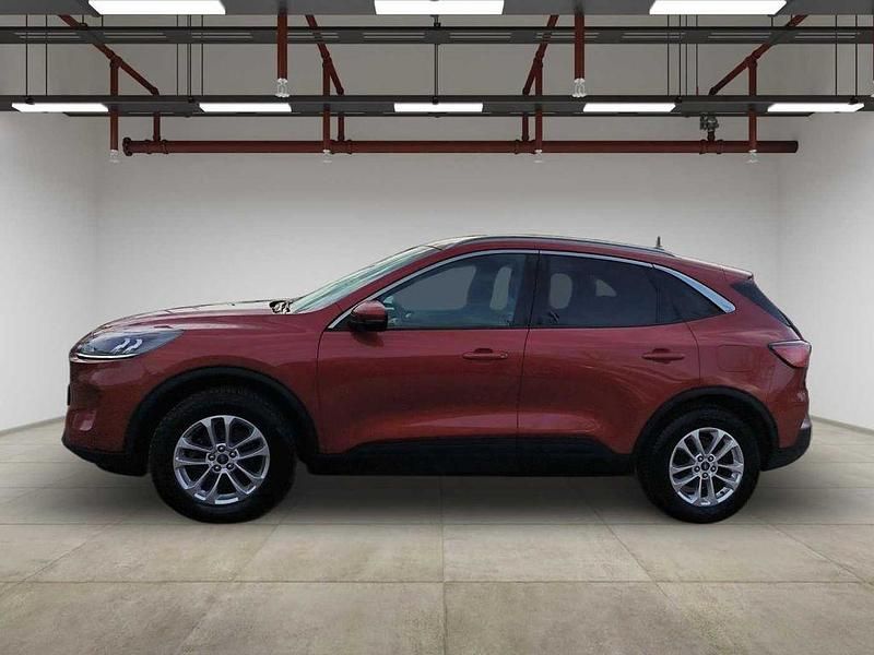 Gebraucht Ford Kuga Titanium 190 PS (139 kW) 2022 Rot SUV