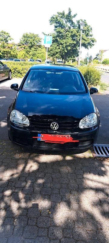 Schwarz Gebraucht 2005 VW Golf V Kombi | 2.800 € (Teuer) - Bild 1/4