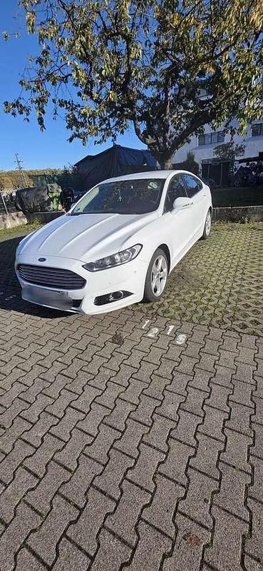Gebraucht Ford Mondeo Titanium 150 PS (110 kW) 2015 Limousine