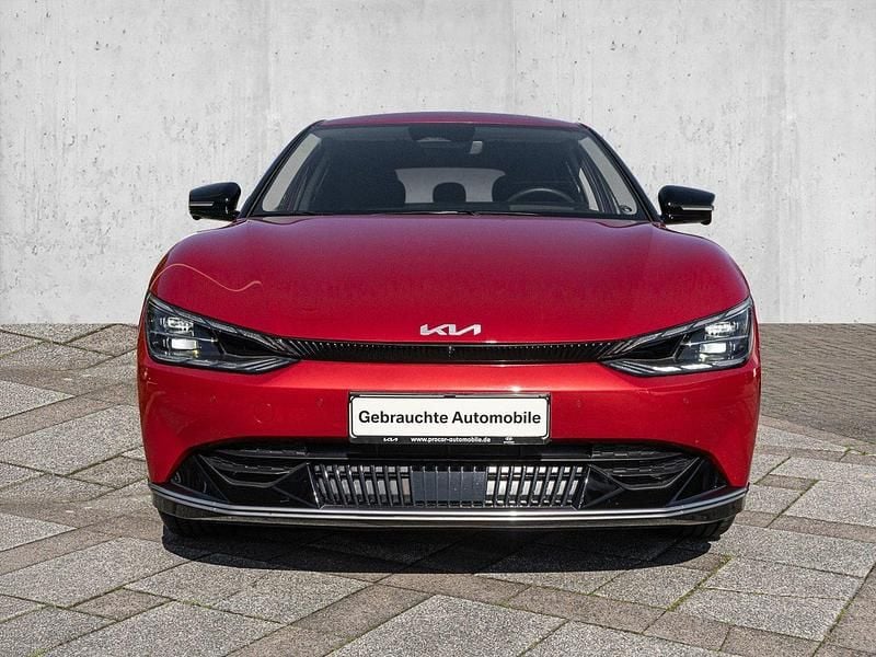 Second-hand Kia EV6 Basis 125 kW (170 CP) 2023 Roșu SUV