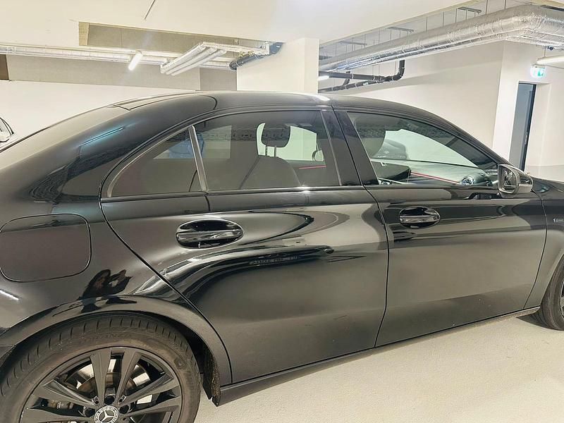 Gebraucht Mercedes A250 160 PS (117 kW) 2020 Schwarz Limousine