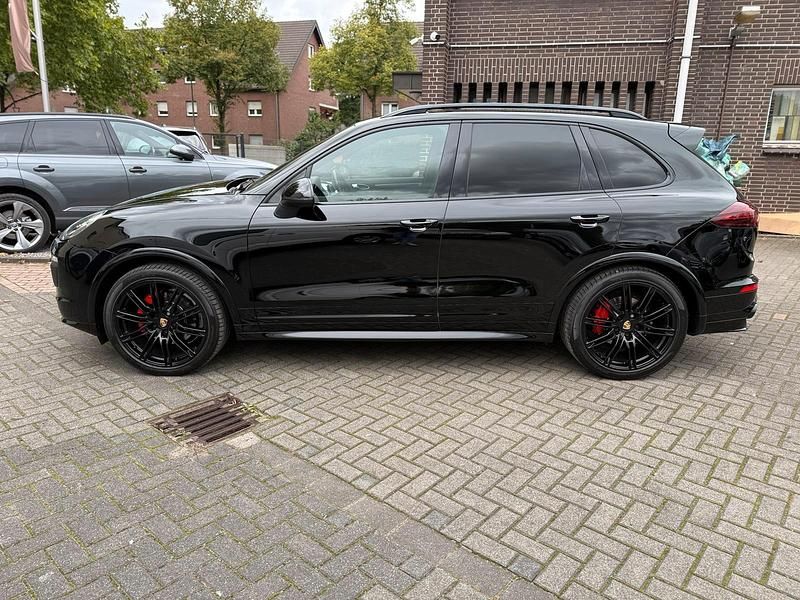 Gebraucht Porsche Cayenne 265 PS (194 kW) 2015 Schwarz SUV