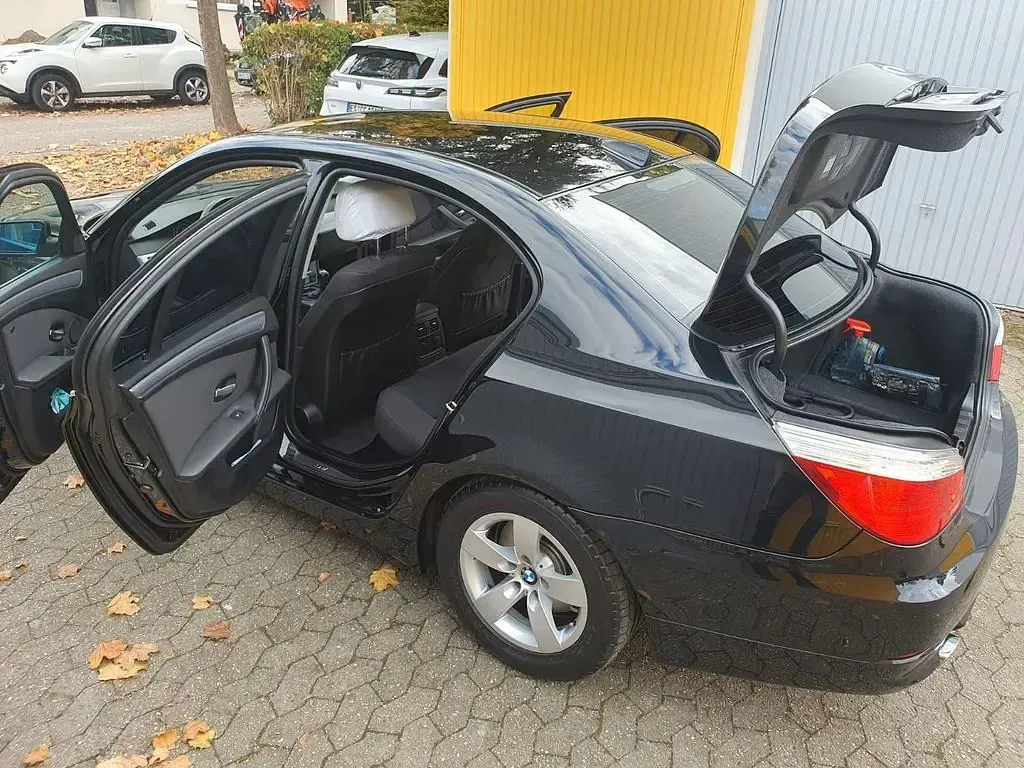 Gebraucht BMW 520 Performance 177 PS (130 kW) 2008 Schwarz Limousine