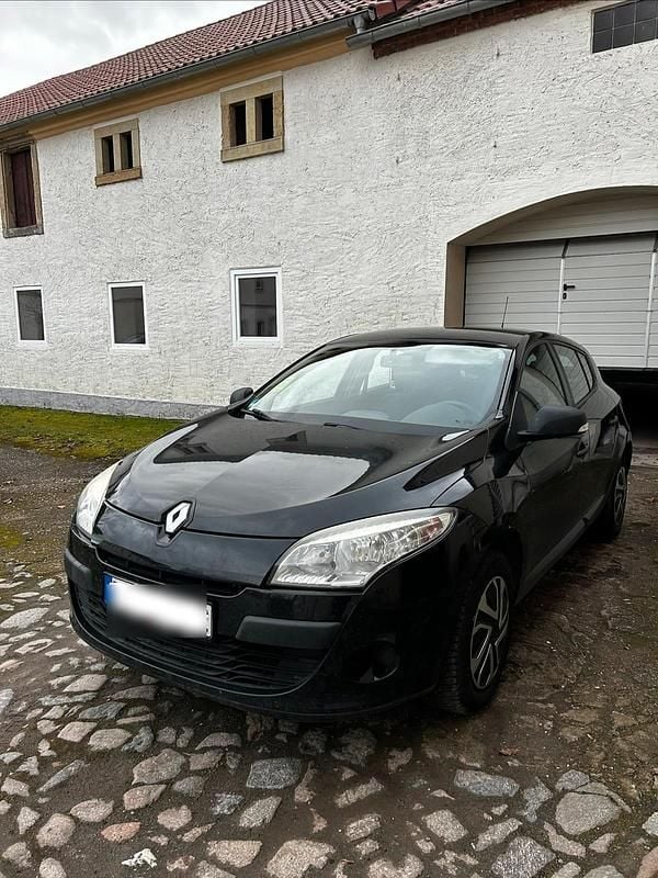 Gebraucht Renault Mégane 100 PS (73 kW) 2011 Schwarz Kleinwagen