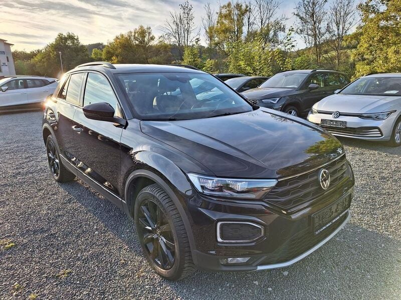 Schwarz Gebraucht 2022 VW T-Roc Sportline SUV | 28.949 € (Guter Preis) - Bild 1/4