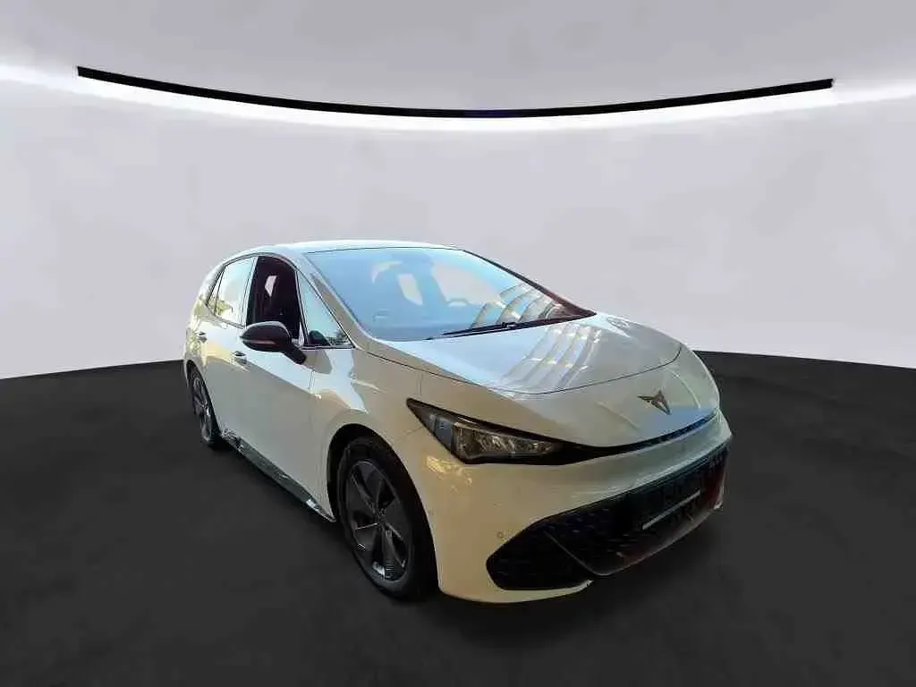 Gebraucht Cupra Born 150 kW (204 PS) 2023 Weiß Kleinwagen