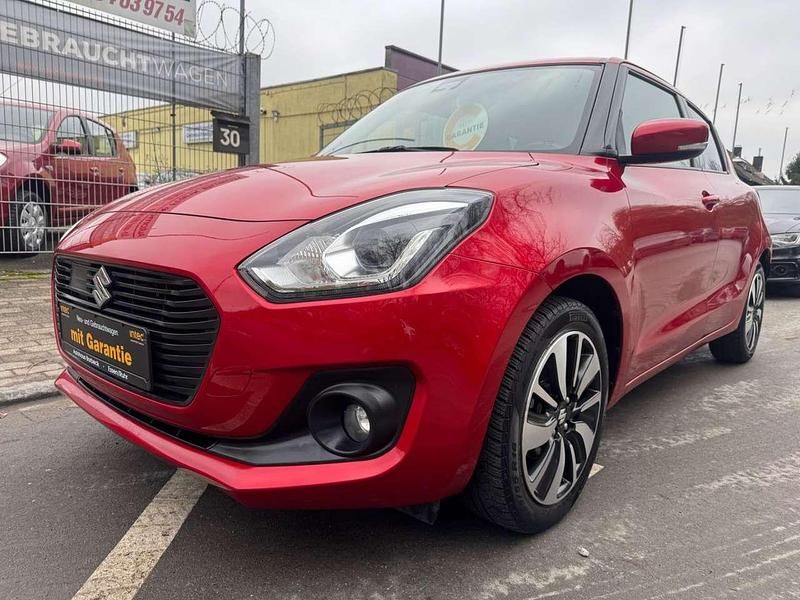 Rot Gebraucht 2019 Suzuki Swift Kleinwagen | 13.690 € (Fairer Preis) - Bild 1/4
