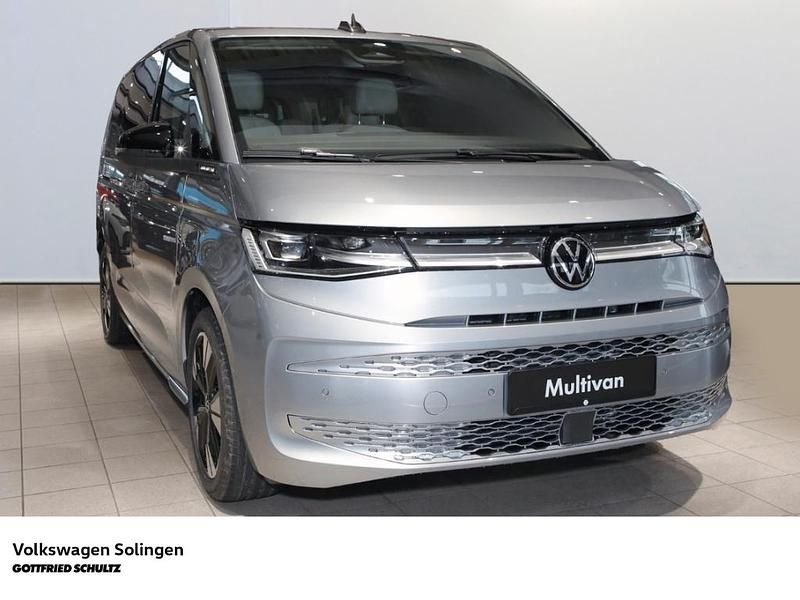 Neu VW Multivan Life 177 PS (130 kW) 2026 Silber Van