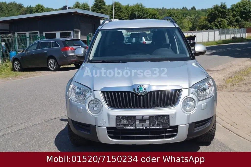 Gebraucht Skoda Yeti Ambition 122 PS (89 kW) 2013 Silber SUV