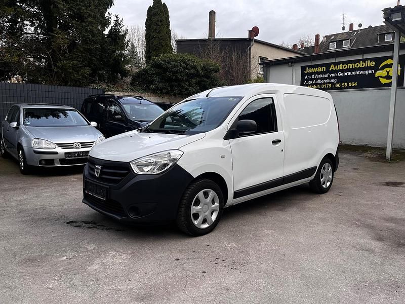 Gebraucht Dacia Dokker 82 PS (60 kW) 2013 Weiß Van / Kleinbus
