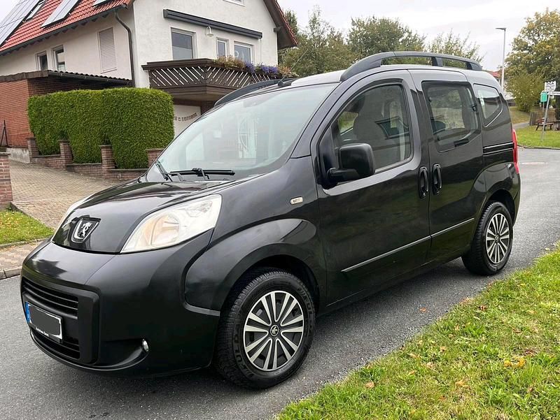 Schwarz Gebraucht 2010 Peugeot Bipper Van / Kleinbus | 3.199 € (Fairer Preis) - Bild 1/4