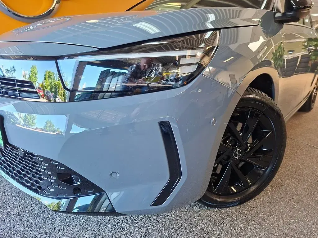 Gebraucht Opel Corsa 101 PS (74 kW) 2024 Grau Kleinwagen