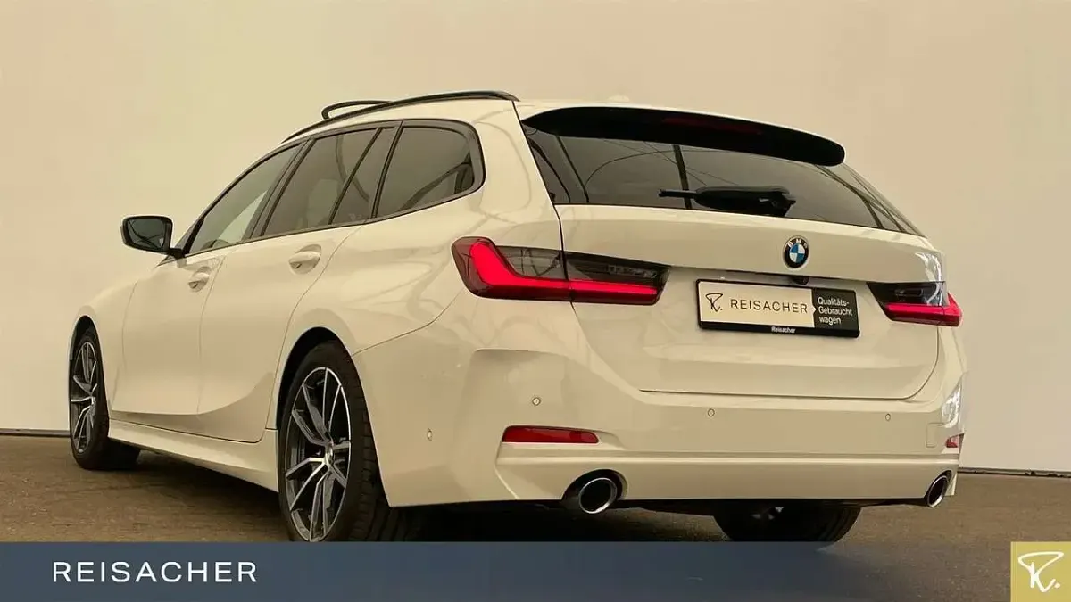Gebraucht BMW 318 Performance 150 PS (110 kW) 2022 Alpinweiß uni Kombi