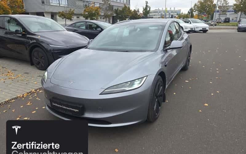 Silber Gebraucht 2024 Tesla Model 3 RWD Limousine | 36.900 € - Bild 1/4