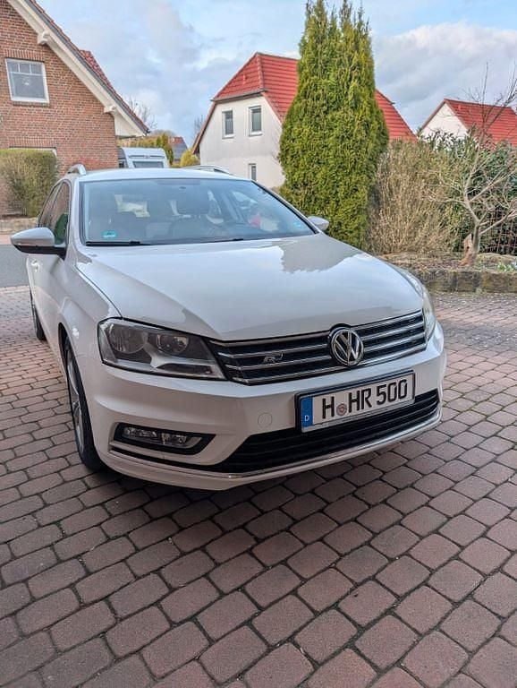 Gebraucht VW Passat R-line 160 PS (117 kW) 2016 Weiß Kombi