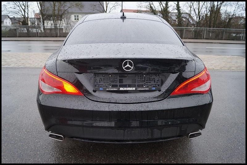 Gebraucht Mercedes CLA200 156 PS (114 kW) 2013 Schwarz Coupé