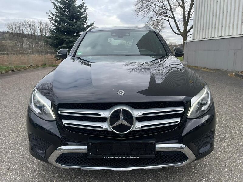 Gebraucht Mercedes GLC300 245 PS (180 kW) 2017 Schwarz SUV