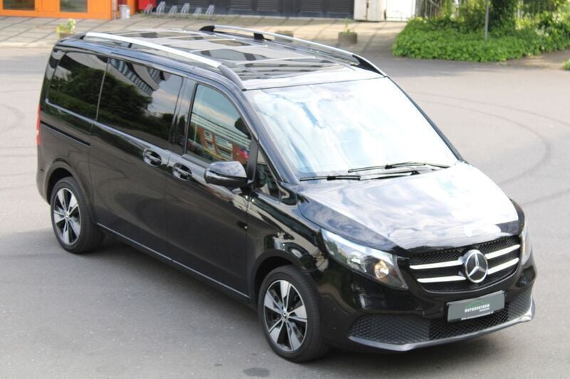 Obsidianschwarz Gebraucht 2021 Mercedes V250 Edition Van / Kleinbus | 32.990 € (Superpreis) - Bild 1/4
