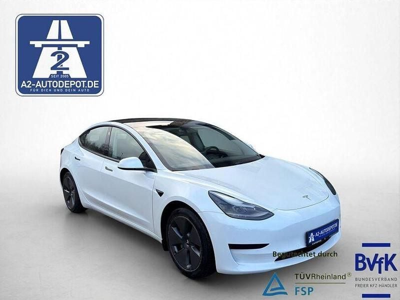 Gebraucht Tesla Model 3 Standard Range Plus 225 kW (306 PS) 2021 Weiss Limousine