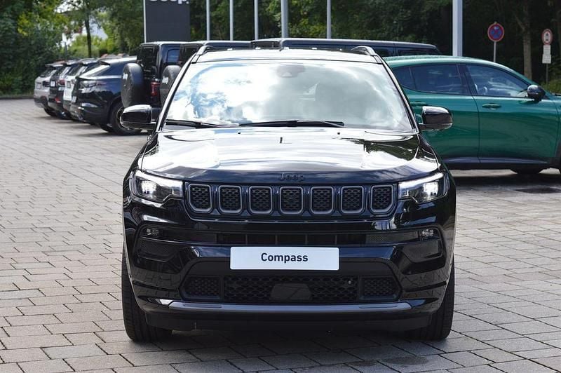 Gebraucht Jeep Compass Summit 131 PS (96 kW) 2025 Schwarz SUV