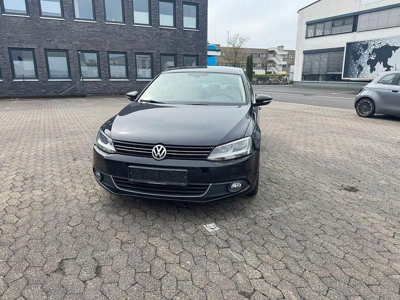 Gebraucht VW Jetta Highline 160 PS (117 kW) 2013 Schwarz Limousine
