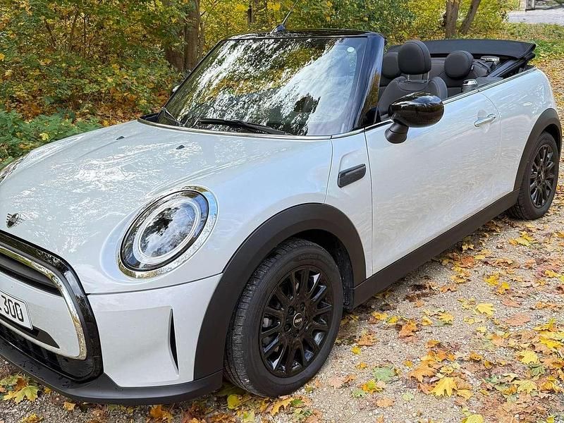 Silber Gebraucht 2022 Mini Cooper Cabriolet Classic Cabrio | 28.400 € (Fairer Preis) - Bild 1/4
