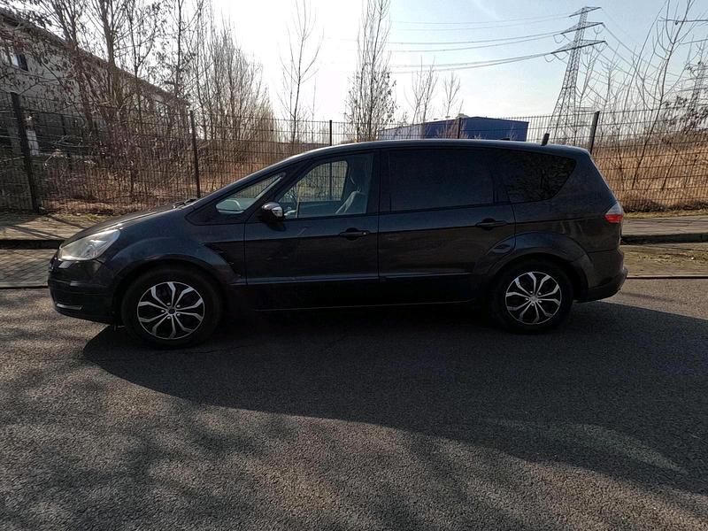 Gebraucht Ford S-MAX 140 PS (102 kW) 2009 Blau Van / Kleinbus