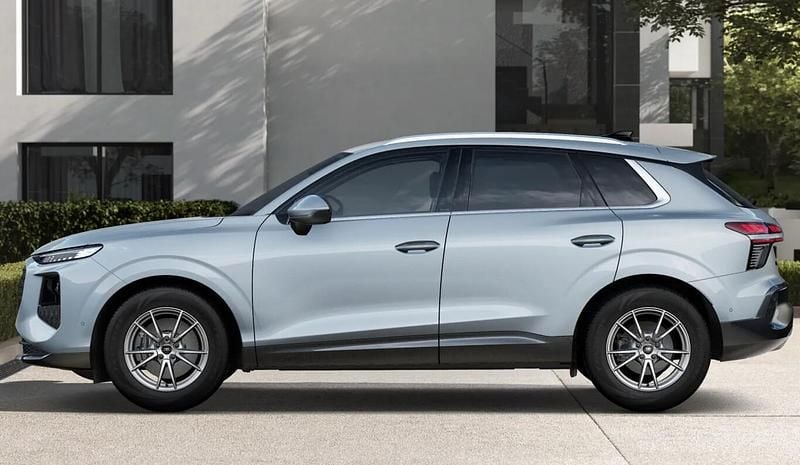 Neu Audi Q3 Ambiente 204 PS (150 kW) 2026 Pfeilgrau perleffekt SUV