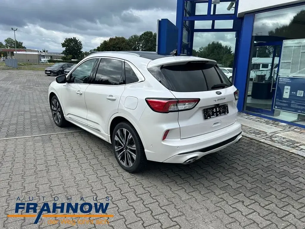 Gebraucht Ford Kuga Vignale 190 PS (139 kW) 2022 Weiß SUV