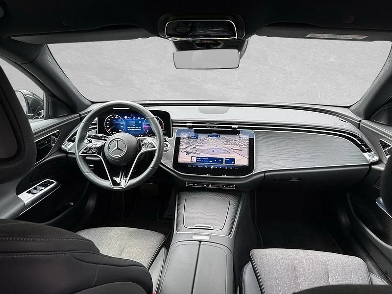 Gebraucht Mercedes E220 Advanced 197 PS (144 kW) 2023 Grau Limousine