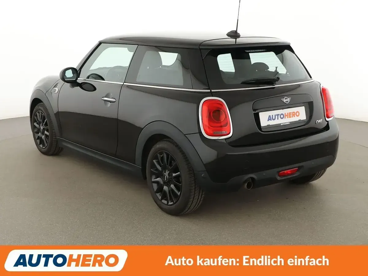 Gebraucht Mini ONE 102 PS (75 kW) 2019 Schwarz Kleinwagen