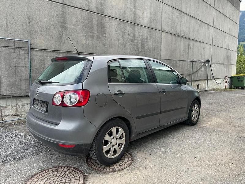 Gebraucht VW Golf Plus Trendline 80 PS (58 kW) 2008 Grau Van / Kleinbus