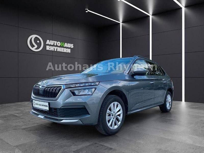 Grau Gebraucht 2023 Skoda Kamiq Ambition SUV | 19.980 € (Fairer Preis) - Bild 1/4