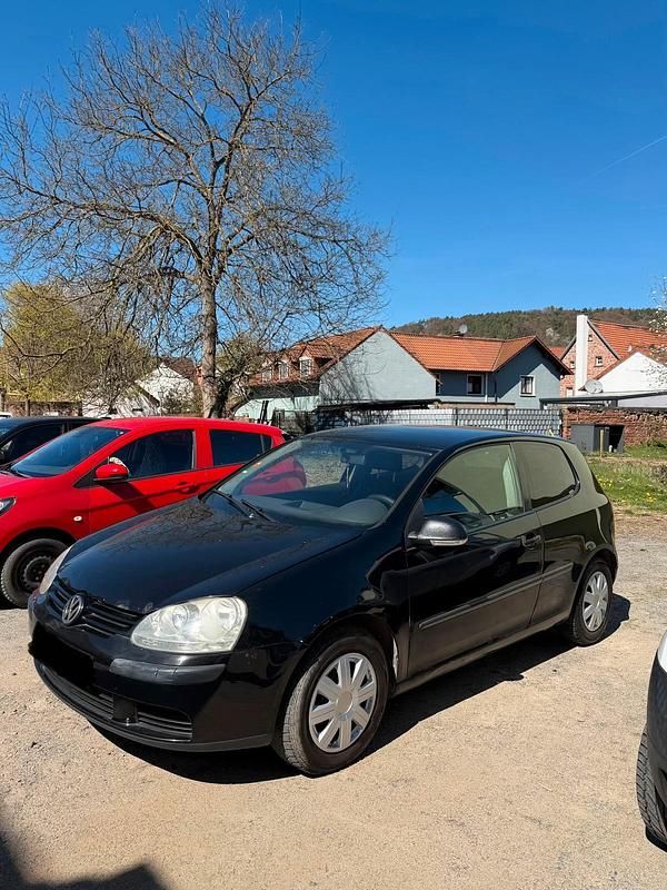 Gebraucht VW Golf V 90 PS (66 kW) 2005 Schwarz Kleinwagen