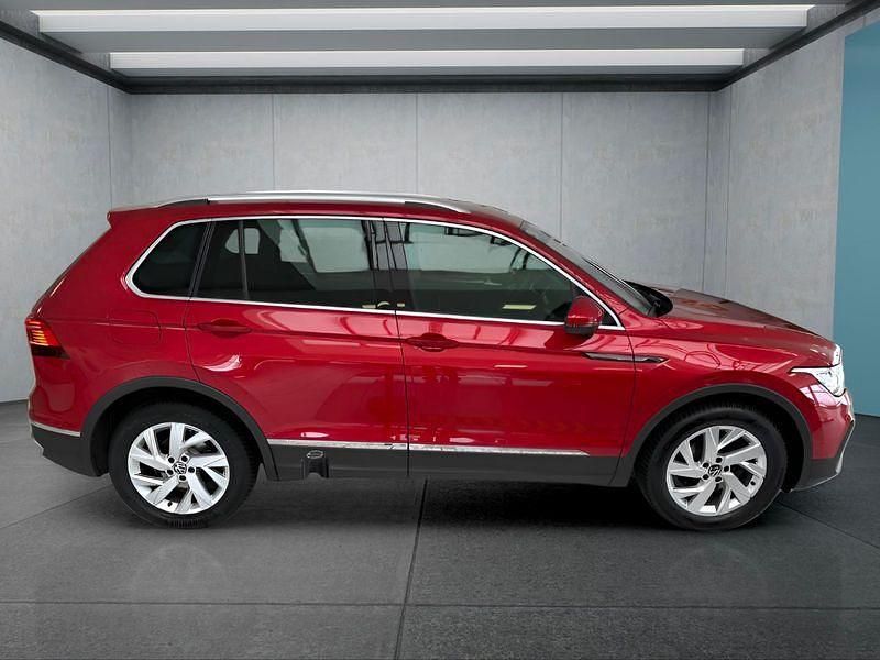 Gebraucht VW Tiguan 150 PS (110 kW) 2021 Rot SUV