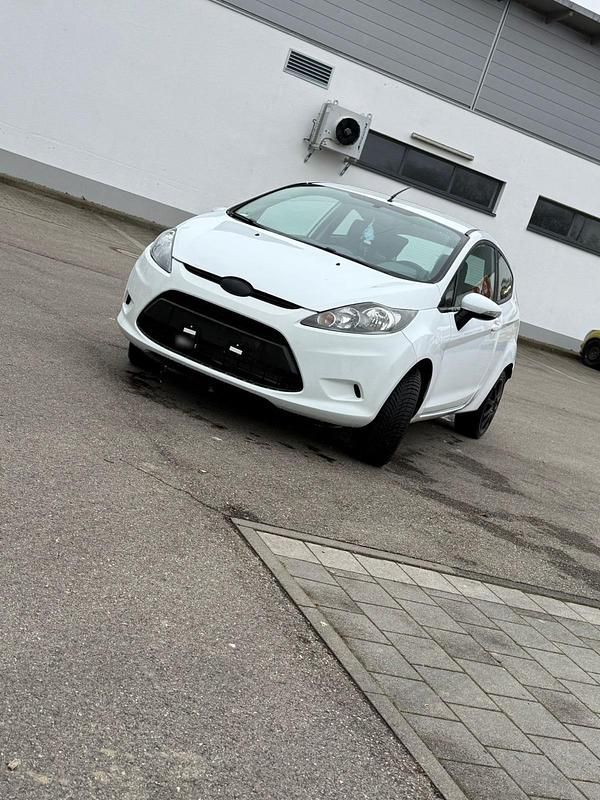 Gebraucht Ford Fiesta 60 PS (44 kW) 2009 Beige Kleinwagen